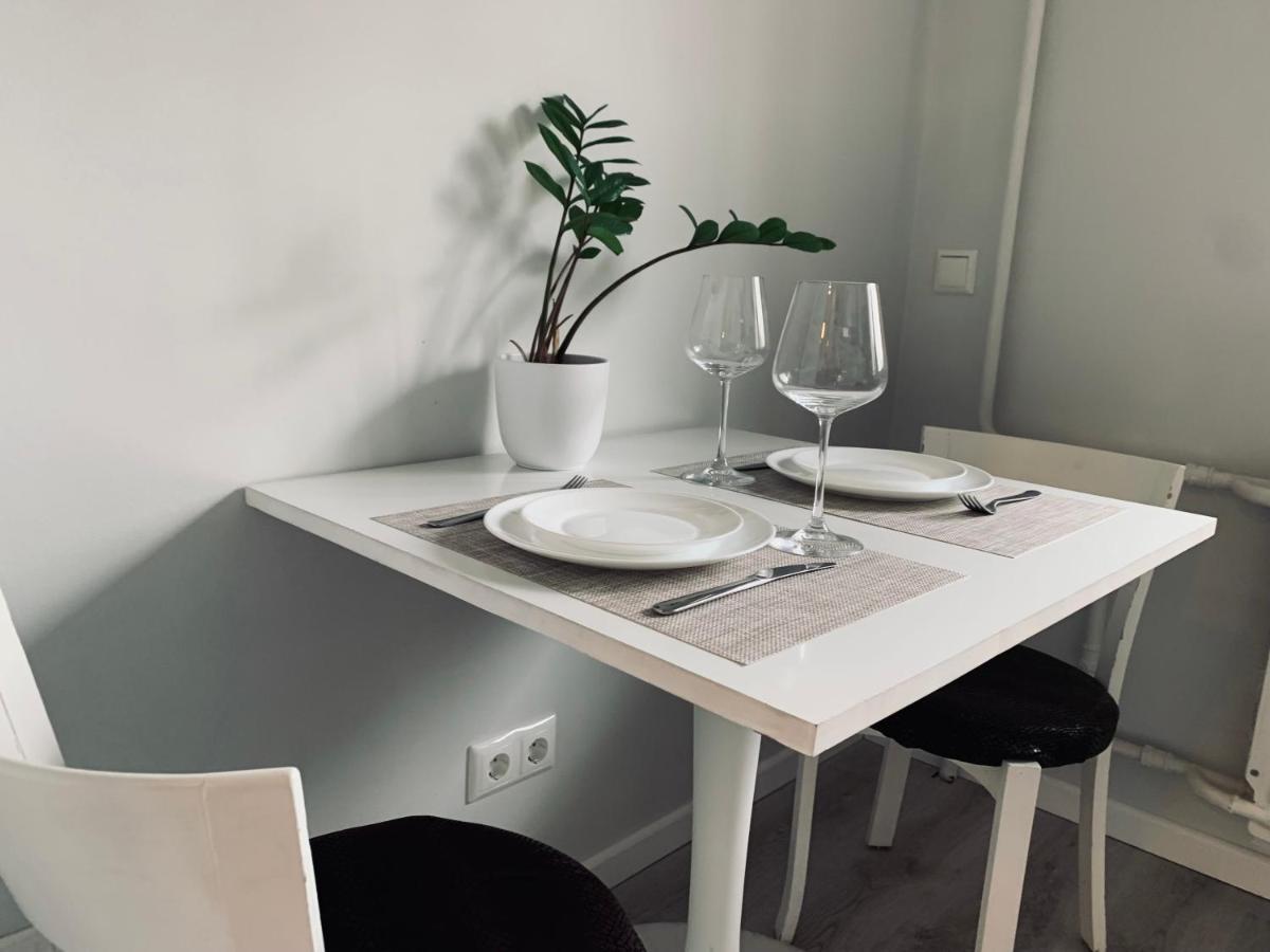 You'Ll Love This Large Apartment! Free Parking! 탈린 외부 사진
