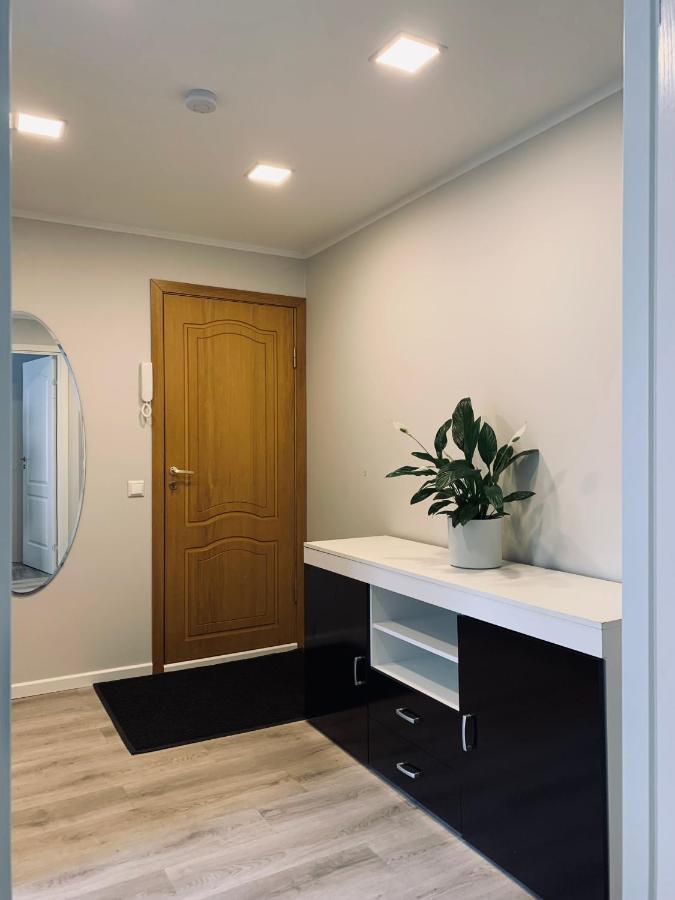 You'Ll Love This Large Apartment! Free Parking! 탈린 외부 사진